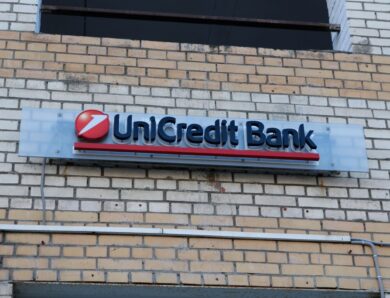 UniCredit ліквідує банк у Росії – ЗМІ
