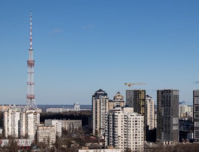 В областях України задіяли аварійні відключення