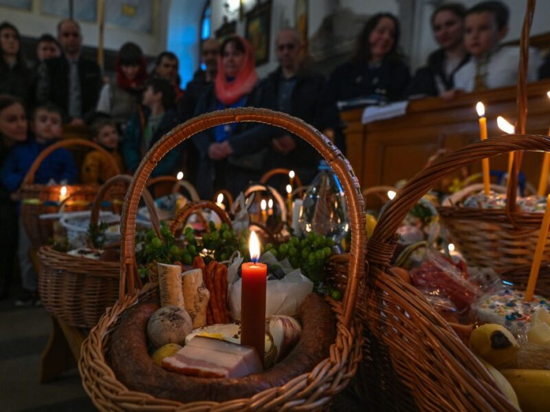 В одній із областей заборонили нічні служби на Великдень