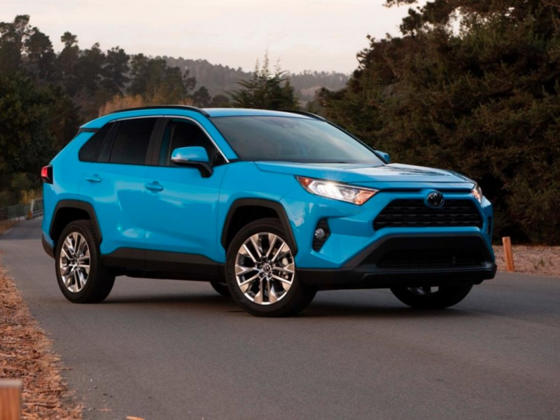 В Україні зріс попит на гібридні авто: названо найпопулярніші моделі