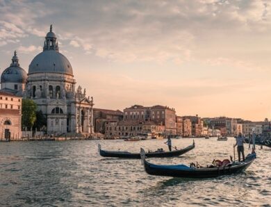 Вчені назвали чотири варіанти порятунку Венеції від затоплення