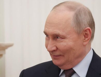 Вчені РФ в межах проєкту Путіна планують створити вакцину від старості