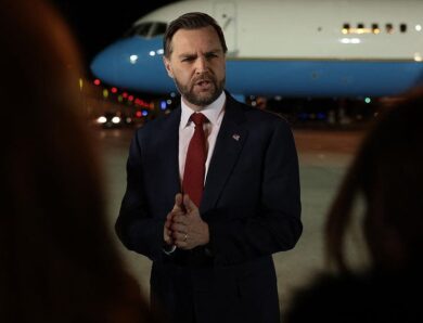 Венс відправився на переговори з Іраном