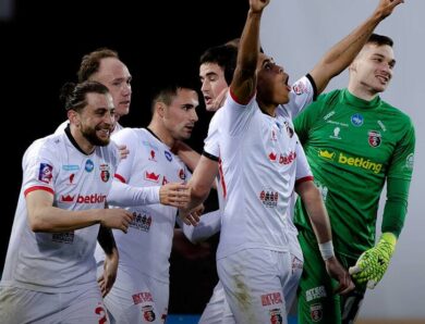 Верес перемагає Оболонь завдяки неуважності воротаря