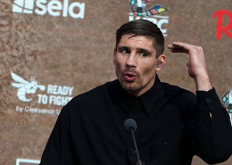 Верхувен пригрозив достроково завершити бій з Усиком