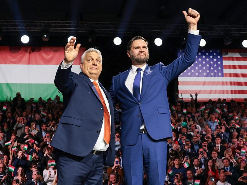 Вибори в Угорщині. США агітують за Орбана