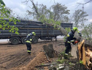Відключення охопили більшість областей України