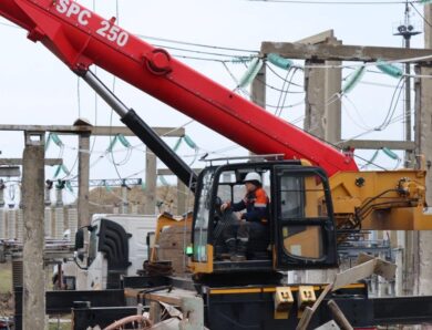 Відключення світла у шести областях – Укренерго