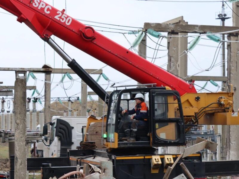 Відключення світла у шести областях – Укренерго