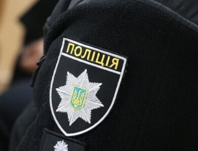 Відкрито провадження щодо поліцейських, які втекли під час теракту в Києві