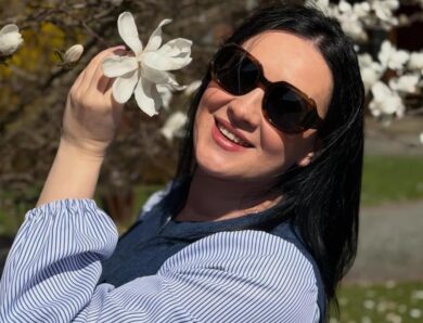 Відома українська ведуча вагітна первістком