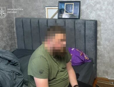 Викрито міжрегіональну шахрайську групу, яка ошукала українців на мільйони