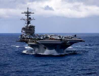 Війна з Іраном: у США 200 літаків на авіаносцях