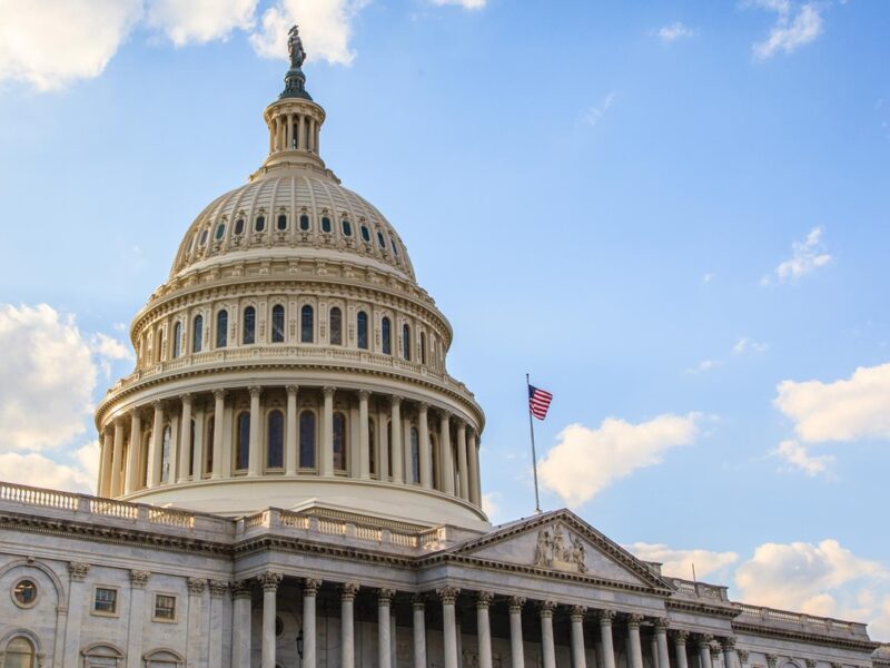 Візит підсанкційних депутатів РФ: в Сенаті США вимагають пояснень