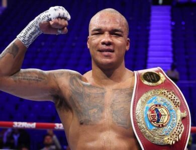 Вордлі назвав, з ким готовий битися, якщо Усик відмовиться