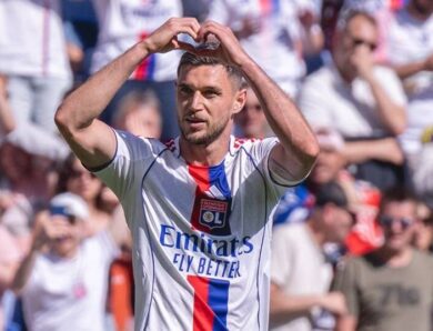 Яремчук двічі вклав Осер