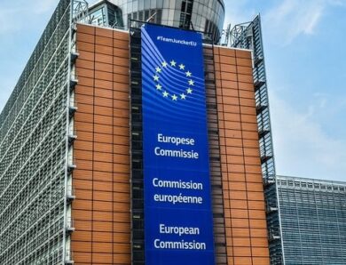 Єврокомісія заявила про намір припинити фінансування Венеційської бієнале