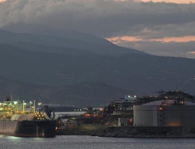 Європа вводить заборону на імпорт російського СПГ