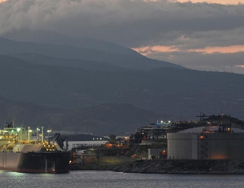 Європа вводить заборону на імпорт російського СПГ