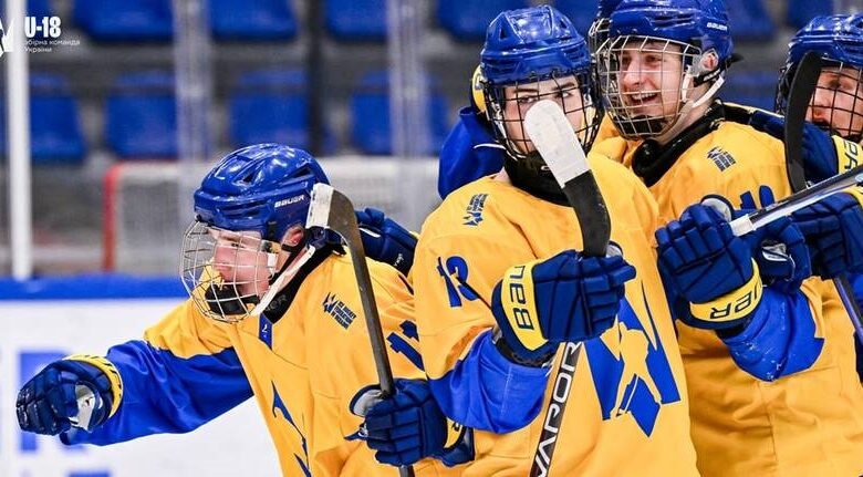 Збірна України U-18 з хокею програла останній матч ЧС в овертаймі