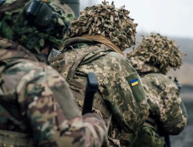 Зеленський ініціював продовження воєнного стану