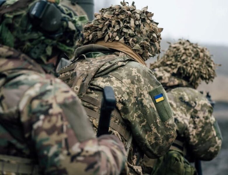 Зеленський ініціював продовження воєнного стану