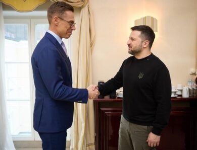 Зеленський поговорив із президентом Фінляндії