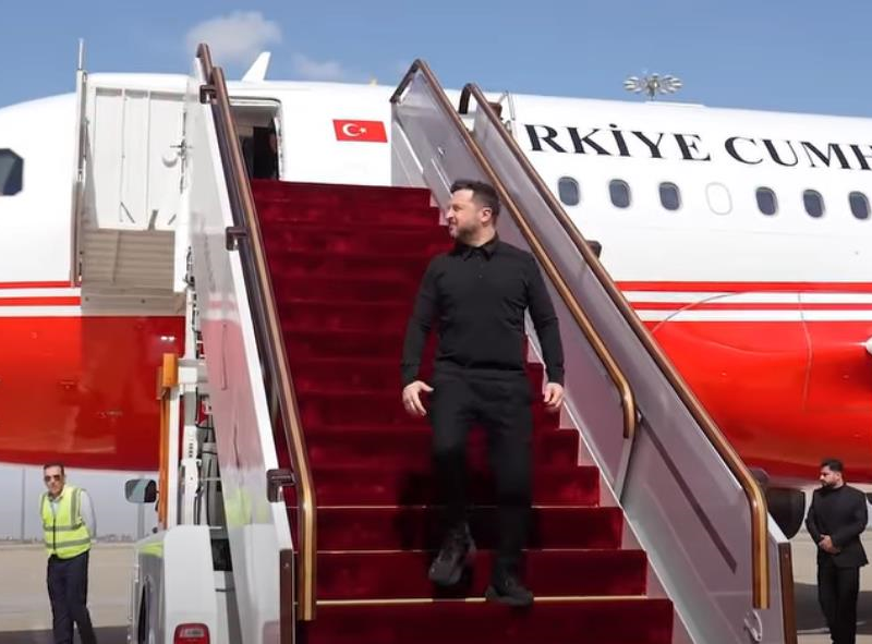 Зеленський прибув з візитом до Сирії