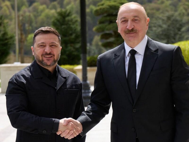 Зеленський прибув з візитом в Азербайджан