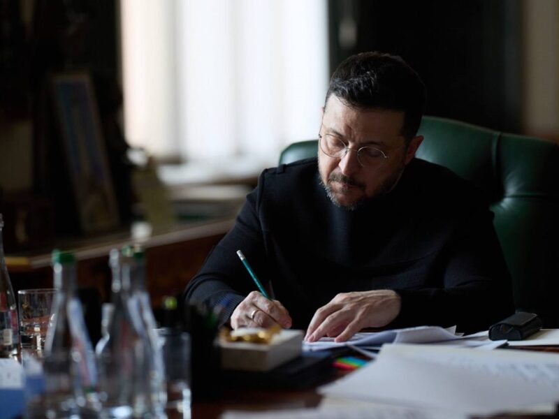 Зеленський та Стармер обговорили комунікацію з представниками США