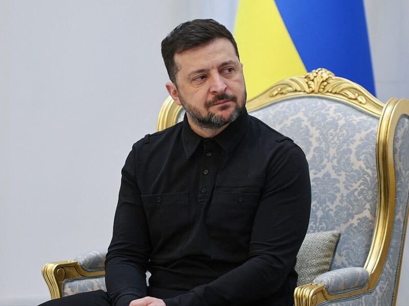 Зеленський відповів Венсу щодо “територій”