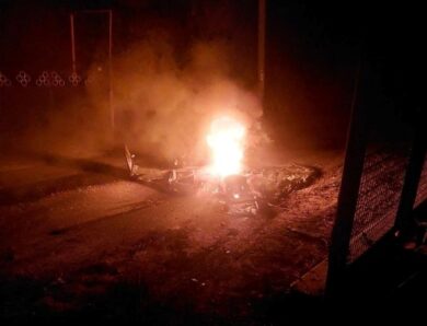 Атака РФ на Дніпро: загорівся дах багатоповерхівки