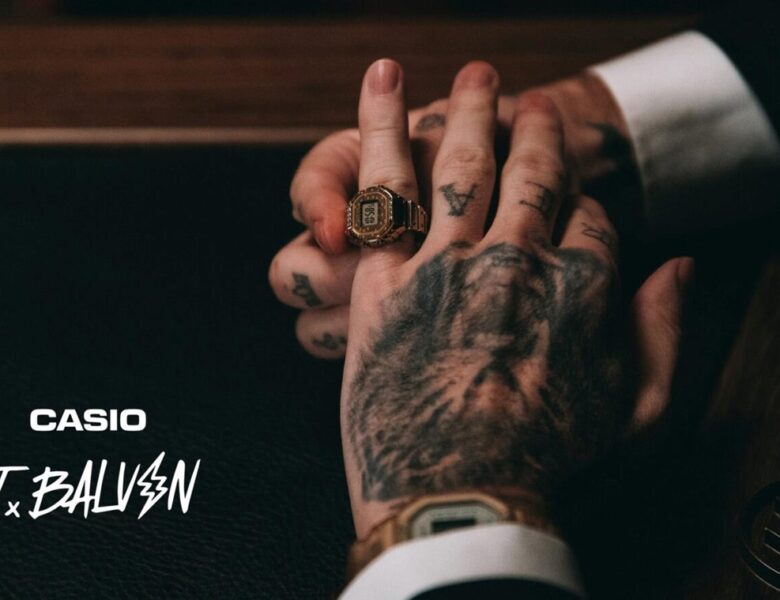 Casio і J Balvin випустили мініатюрний цифровий годинник-каблучку