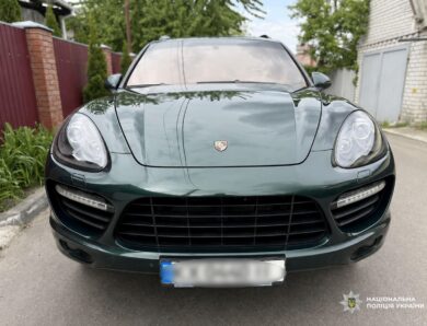 Експосадовець Харкова &ldquo;забув&rdquo; про Porsche і будинок у декларації