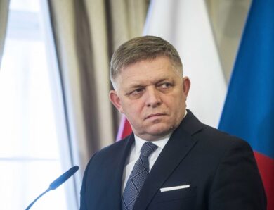 Фіцо боїться повторити долю Орбана