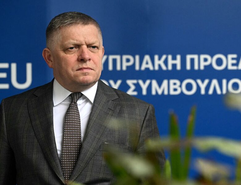 Фіцо поїде на 9 травня до Москви – ЗМІ