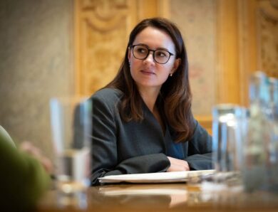 Кабмін змінив правила перетину кордону для жінок