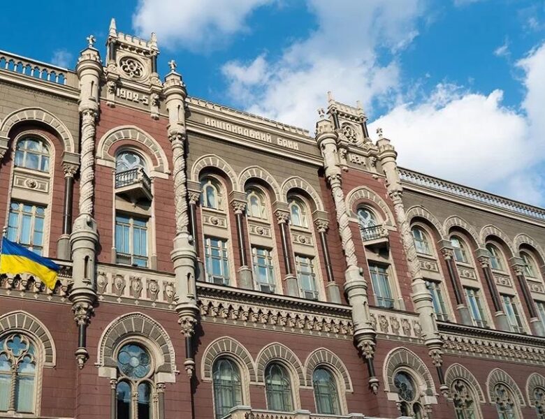 Курс гривні встановив новий антирекорд