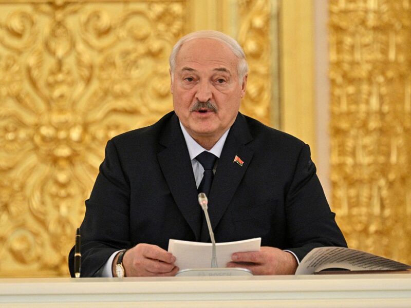 Мінськ у війні. Лукашенко про зустріч з Зеленським