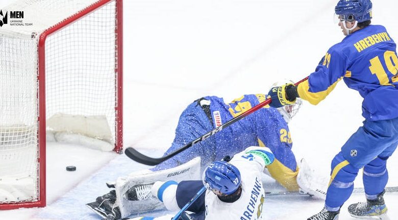 На чемпіонаті світу з хокею українці програли збірній Казахстану