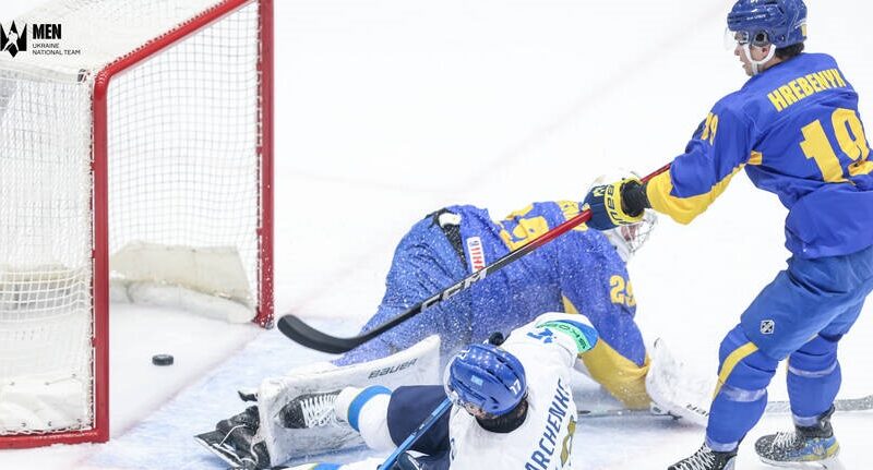 На чемпіонаті світу з хокею українці програли збірній Казахстану
