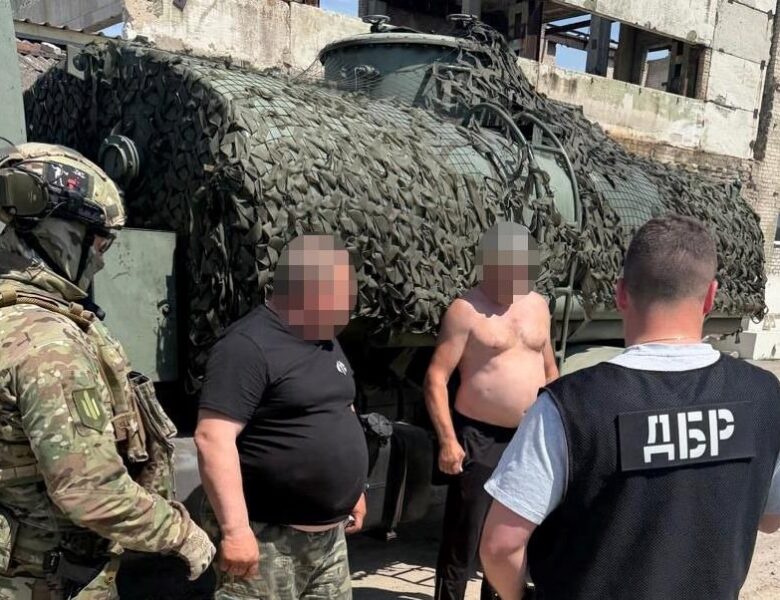 На Хмельниччині посадовець військової частини продав 17 тонн дизпального