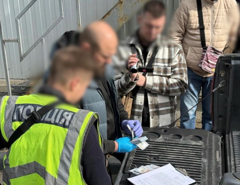 На Київщині викрито організатора схеми вивезення за кордон чоловіків