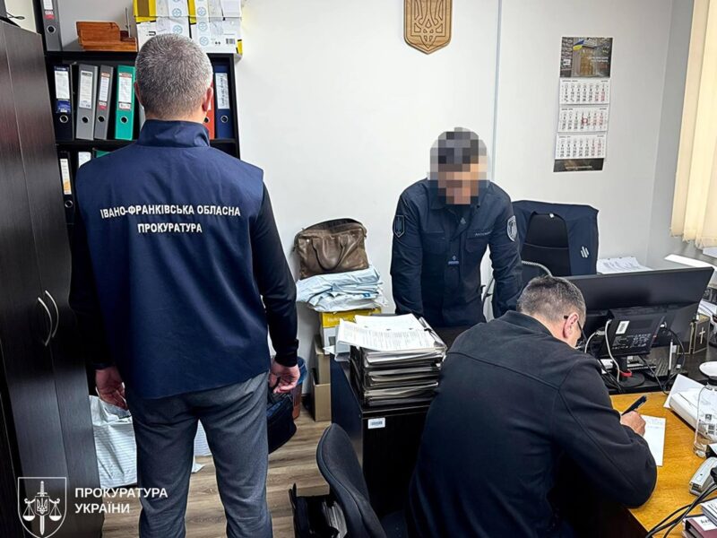 На Прикарпатті топ-правоохоронець “погорів” на хабарі