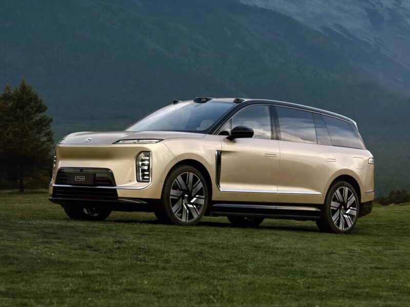 NIO презентувала найбільший електрокроссовер Китаю