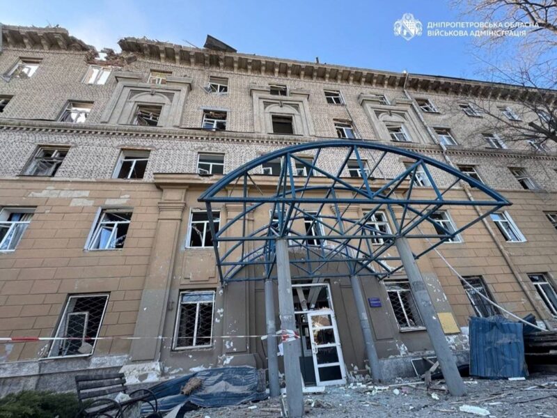 Обстріл Дніпра: кількість постраждалих зросла до восьми
