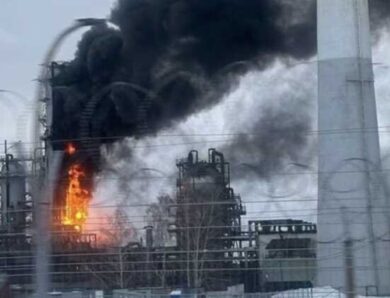 Переробка нафти в РФ впала до рекордного мінімуму
