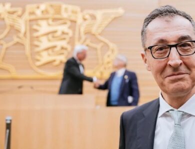 Політик турецького походження вперше очолив федеральну землю Німеччини