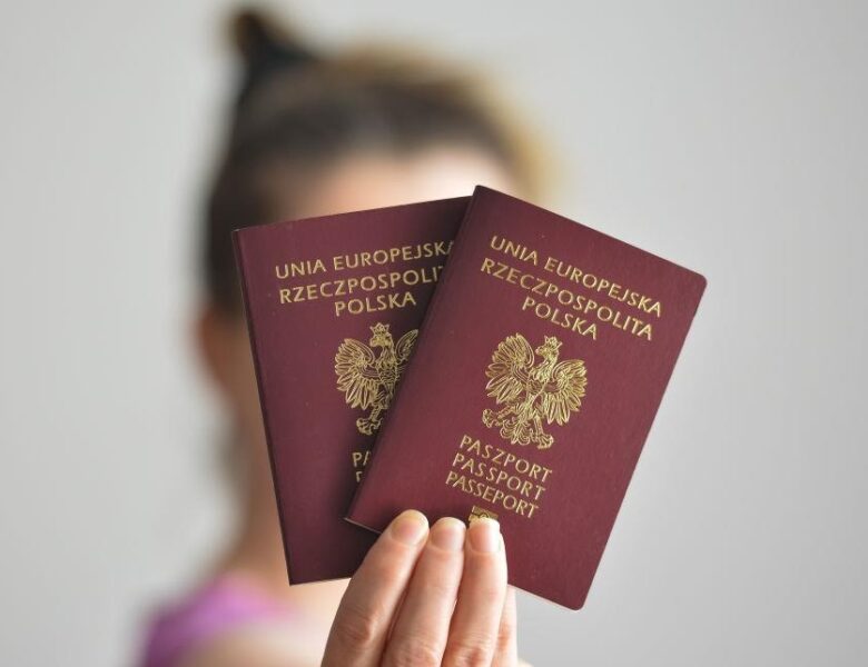 Польща планує змінити умови для надання громадянства