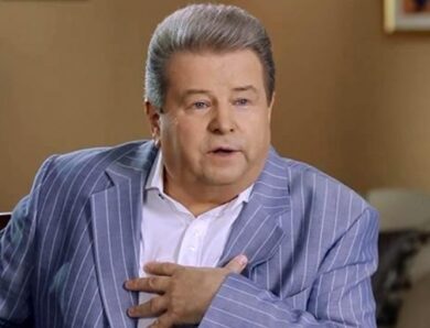 Правоохоронці прийшли з обшуками до Поплавського